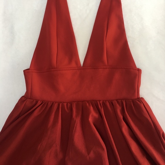 Tobi Dresses & Skirts - Deep red backless Tobi dress